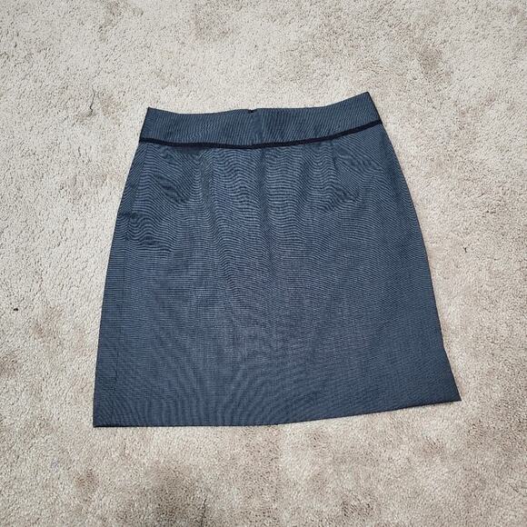 Banana Republic Dark Gray Mini Skirt Zip Closure and Hook eye Size 0P - Picture 1 of 7